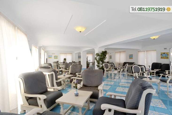 I salottini all'interno della struttura.